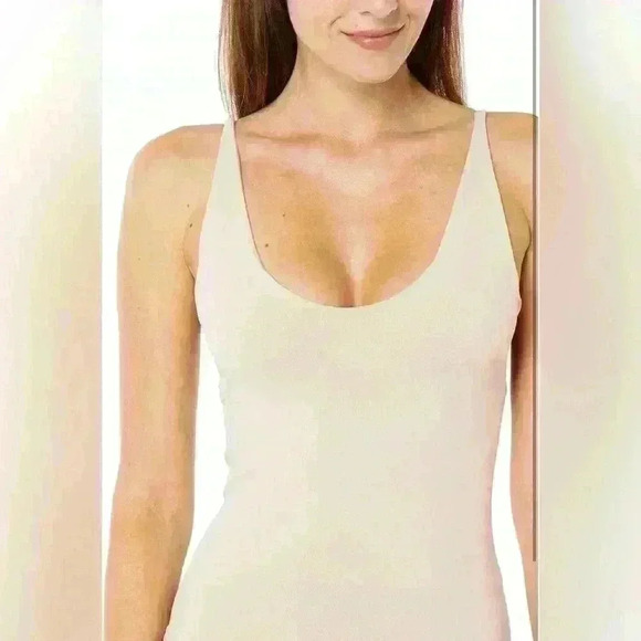 Free People Intimately Women's Seamless V-Neck Cami - Picture 2 of 9